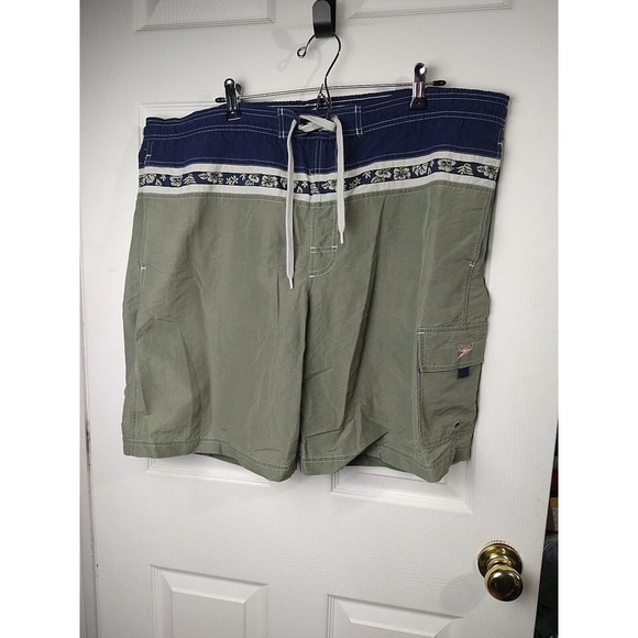 $ Speedo Men's Cargo Mesh Lined Drawstring Close Swim Trunks Size XL* - Picture 1 of 10